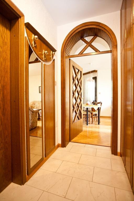 Apartments Fugosic プナト エクステリア 写真